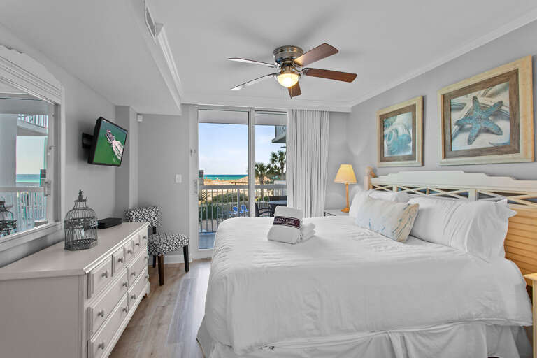 24-Pelican-Beach-Resort-214-Primary-Bedroom