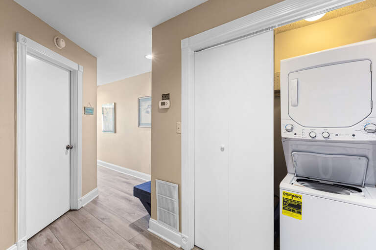 Capistrano 102 Laundry