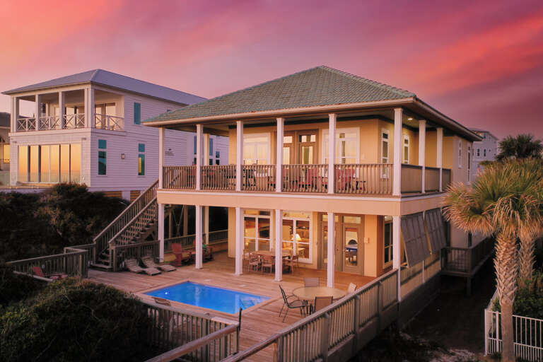 20-Happy_Days-Drone-Night