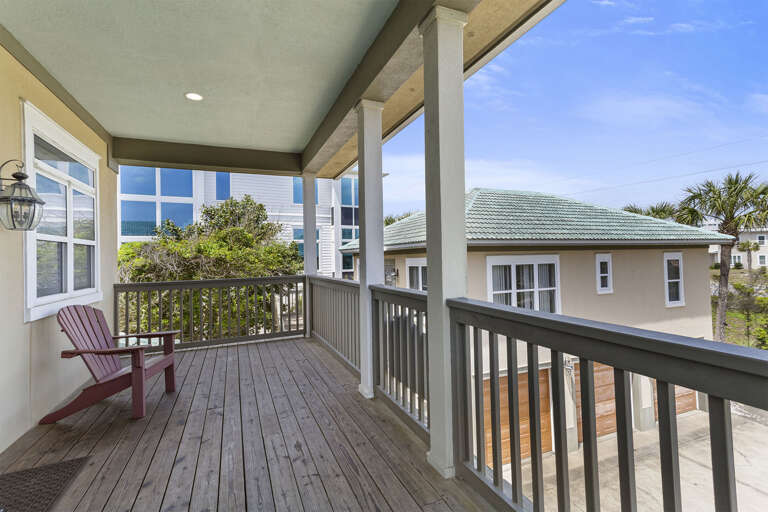 22-Happy-Days-North-Balcony