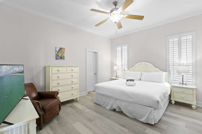 Happy Days Guest Bedroom 2