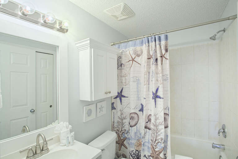 21-Majestic-Sun-306A-Bathroom-2 21-Majestic-Sun-306A-Bathroom-2