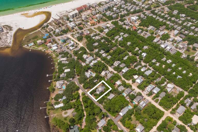 19-All-Laid-Back-Drone-To-Beach