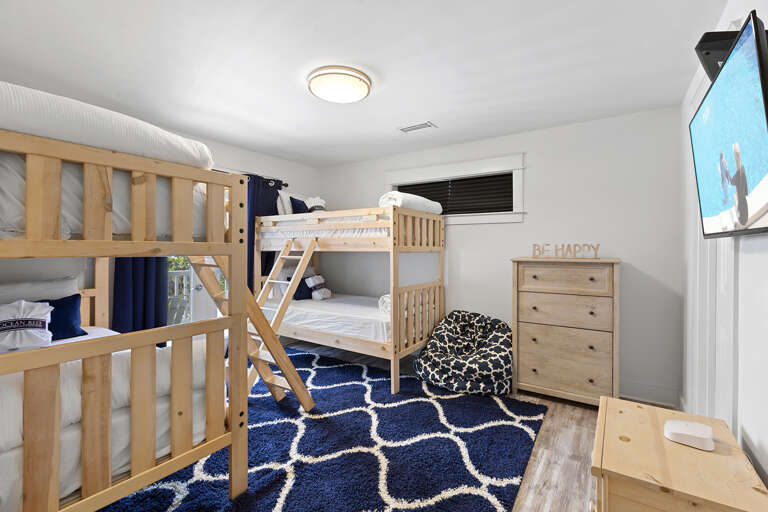 23-All-Laid-Back-Bunk-Room
