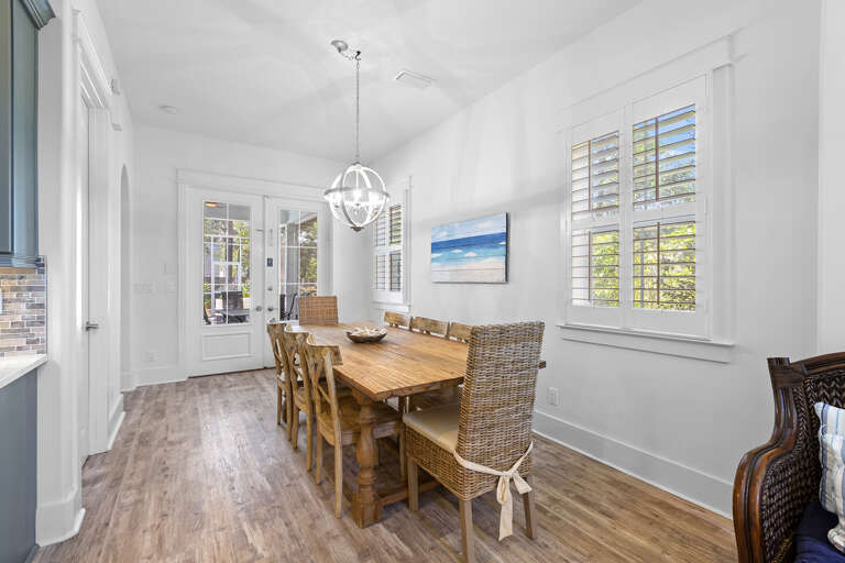 23-All-Laid-Back-Dining