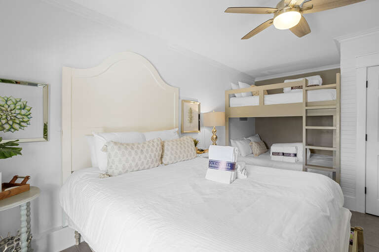 23-Blue-Water-Escape-Guest-Bedroom-4-Alt