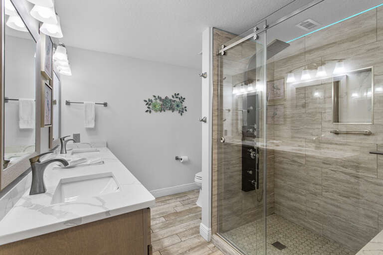 23-Ariel-Dunes-I-2208-Primary-Bathroom