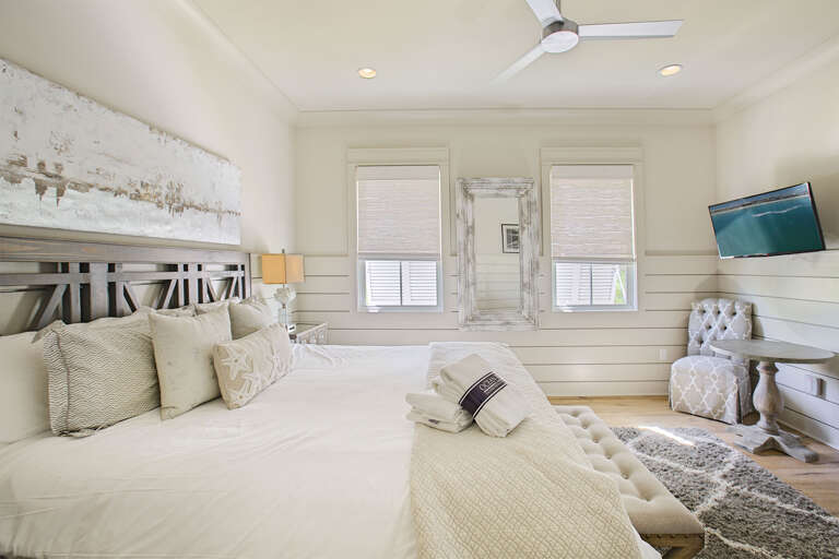 19-All-Is-Grayt-Guest-Bed