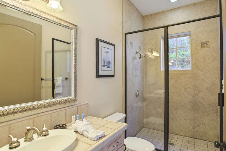 21-Galileo-Bathroom 21-Galileo-Bathroom