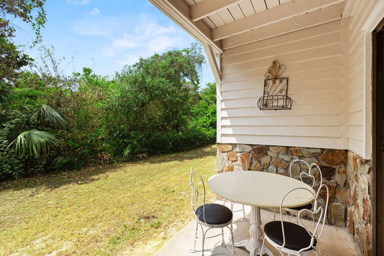 Cassine Gardens 111 Patio