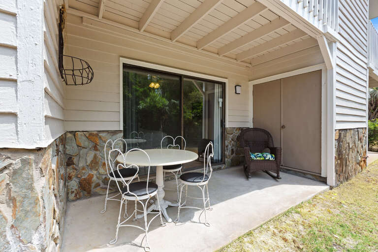 Cassine Gardens 111 Patio Alt