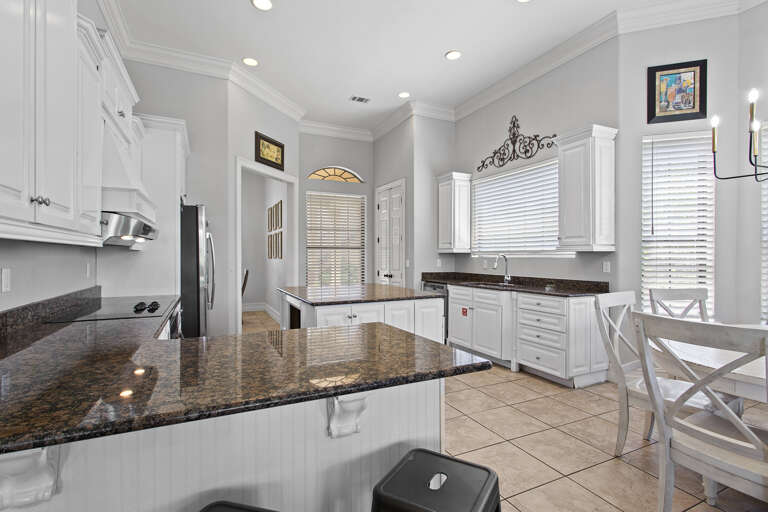 24-Sandcastle-Dreams-Kitchen