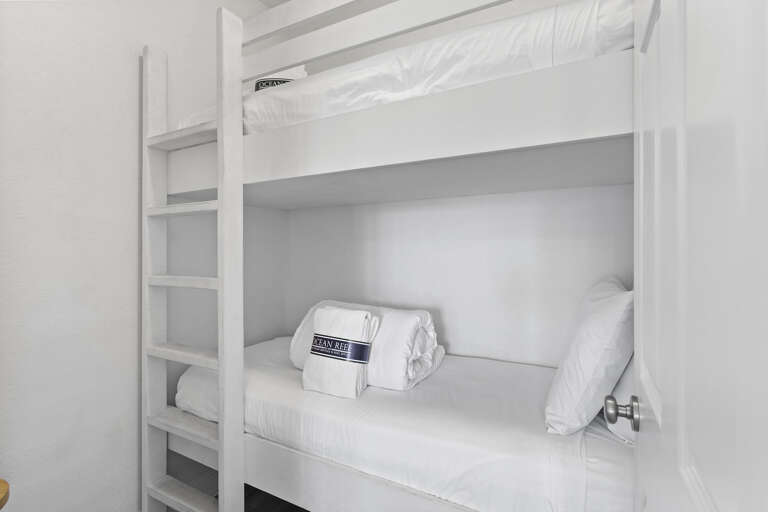 Paradise Villa Bunks