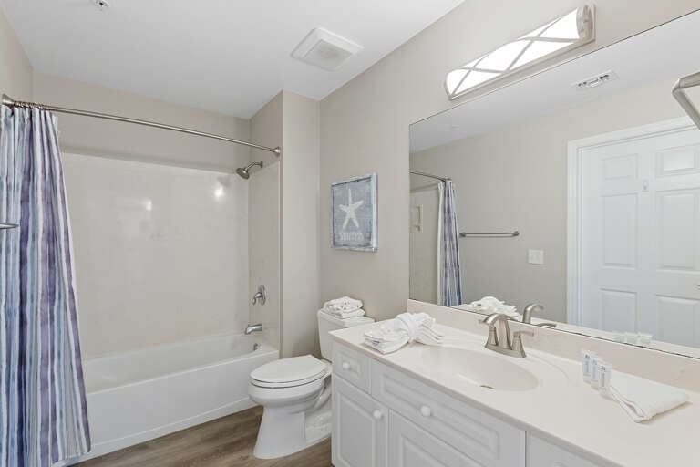 23-Amalfi-Coast-324D-Bathroom-2