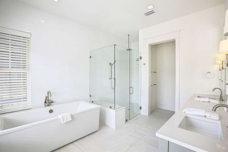 20-Grayton-Conch-Master-Bath