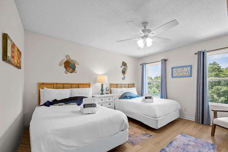 Legends 7 Guest Bedroom