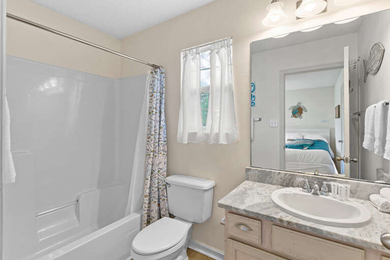 Legends 7 Guest Bathroom