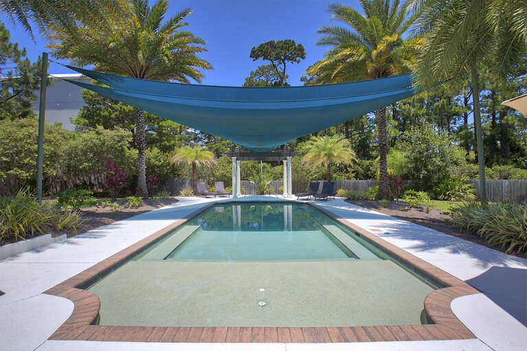 20-Crawdaddys-Casa-Pool-Alt