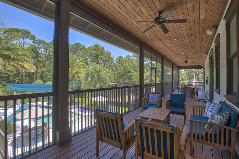 20-Crawdaddys-Casa-Screened-Porch