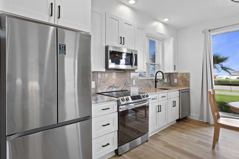 23-Destiny-Beach-Villas-2B-Kitchen