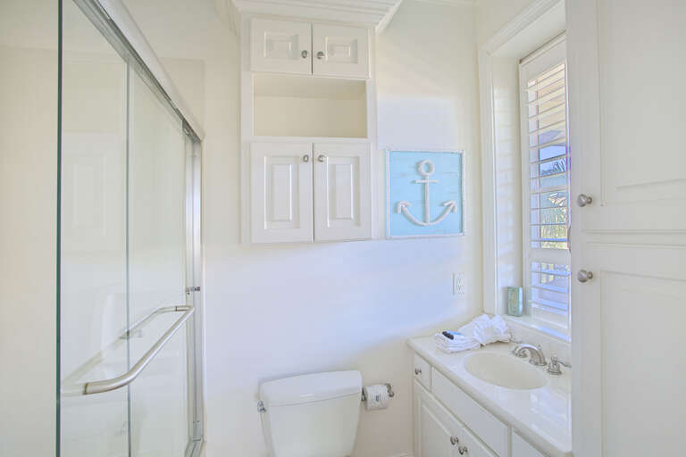 20-Shore-Beach-Working-Bathroom-2 20-Shore-Beach-Working-Bathroom-2