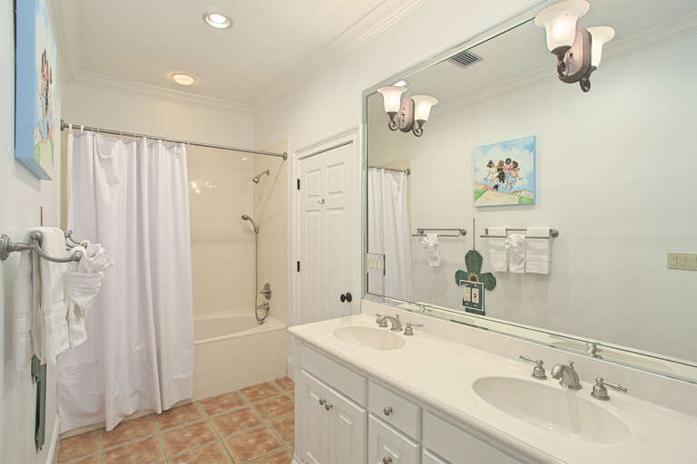21-Shore-Beach-Working-Bathroom 21-Shore-Beach-Working-Bathroom