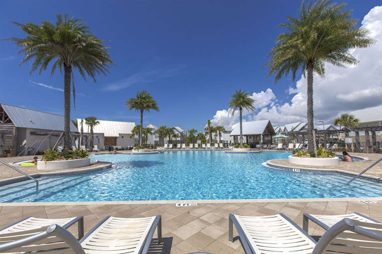 Prominence-Community-Pool-Lounge