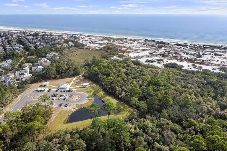 23-Deer-Lake-State-Park-Overview