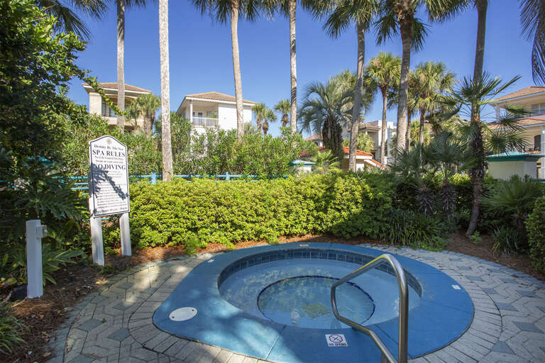 21-Destiny-By-The-Sea-Community-Hot-Tub