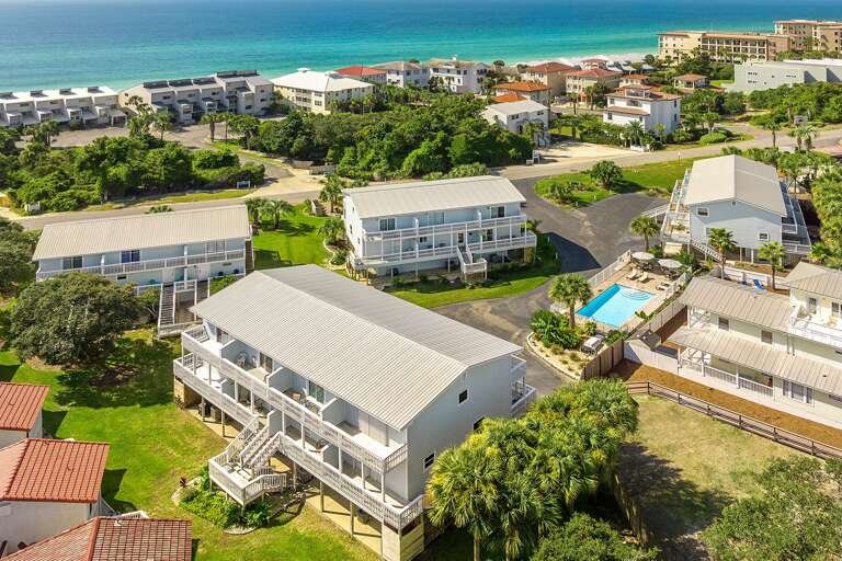 23-Sandcastles-By-The-Sea-Blue-Mountain-Beach