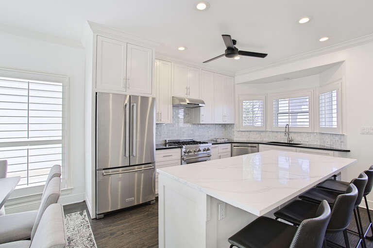 21-Sandprint-By-The-Sea-Kitchen