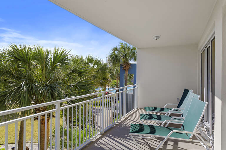 24-Sterling-Shores-207-Balcony-Alt