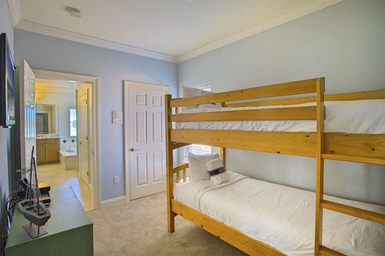 21-Henderson-Hideaway-Bunk-Room-2