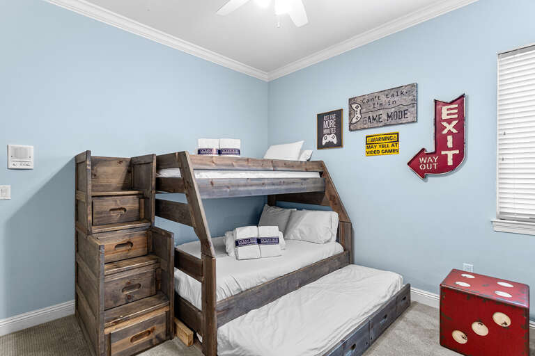 Henderson Hideaway Bunks 3