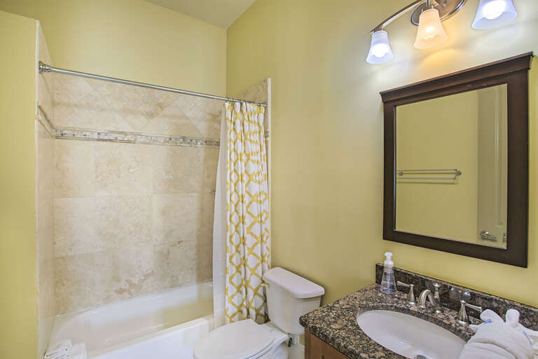 21-Thirty-Blu-10-Bathroom-2