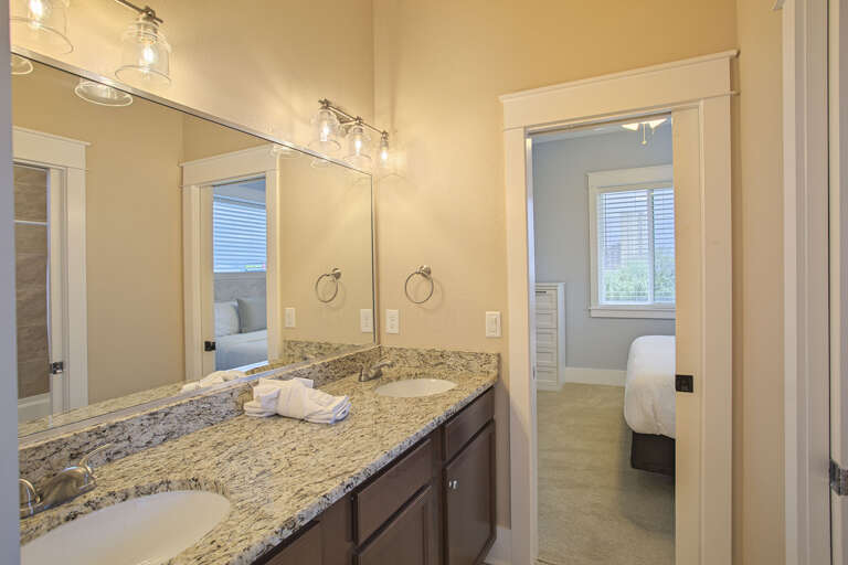 21-Emerald-Haven-Bathroom