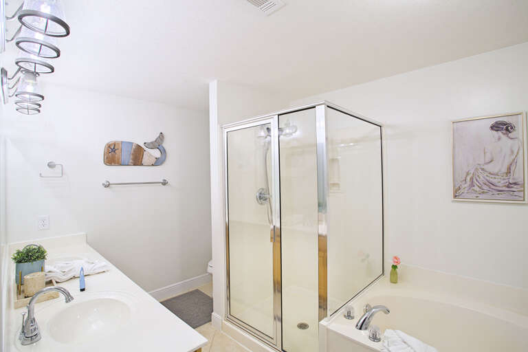 21-Ariel-Dunes-II-1802-Master-Bath