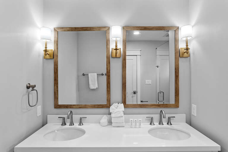 Endless Sunset Guest Bathroom