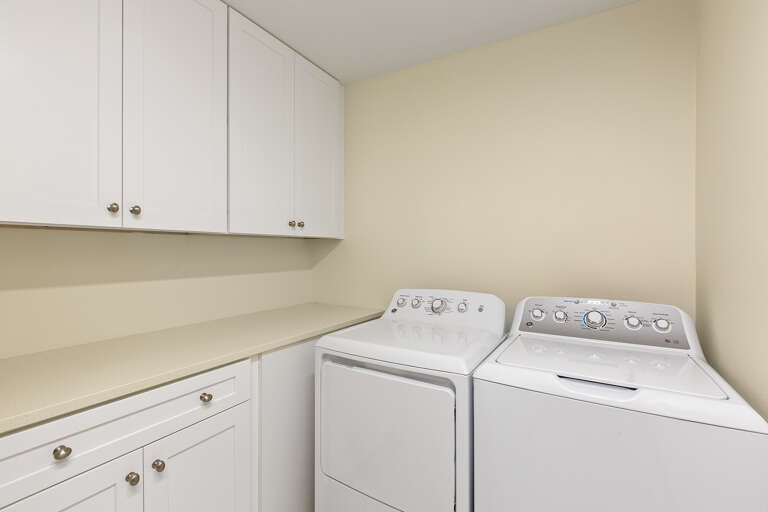 Amalfi Coast 411A Laundry