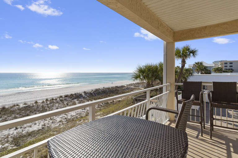 22-Crystal-Sands-217A-Balcony-Alt