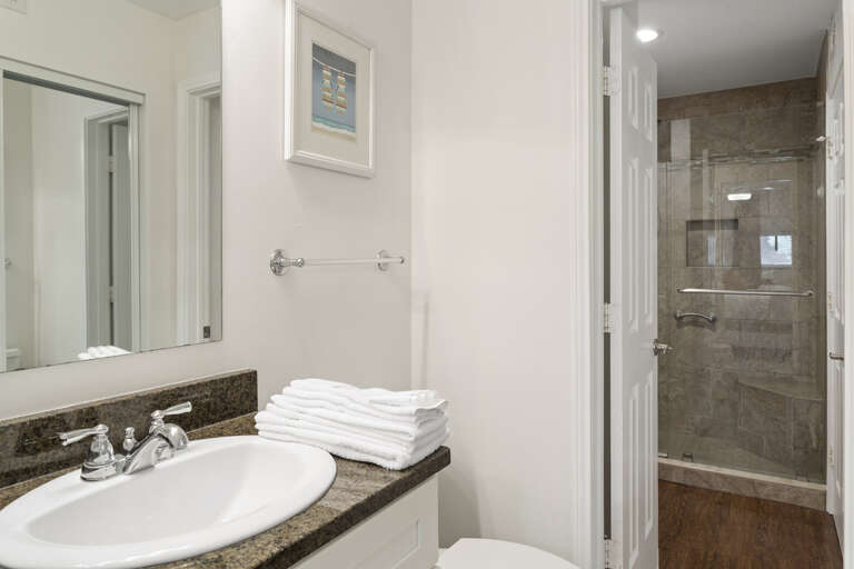 22-Crystal-Sands-217A-Bathroom-2