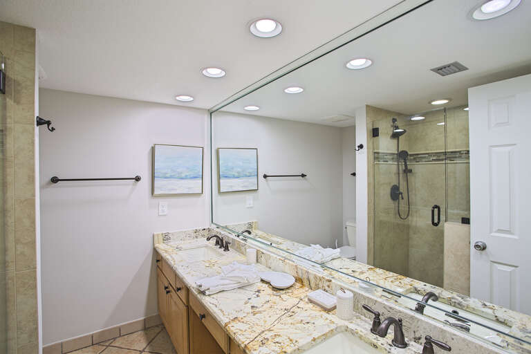 22-Edgewater-1203-Master-Bath