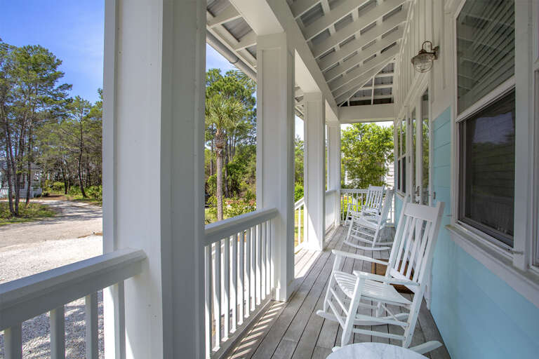 21-Backyard-Bliss-Front-Porch