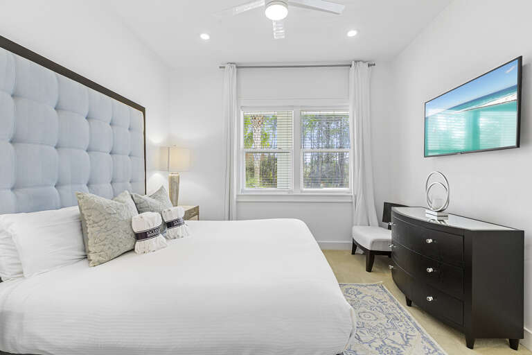 23-Backyard-Bliss-Bedroom