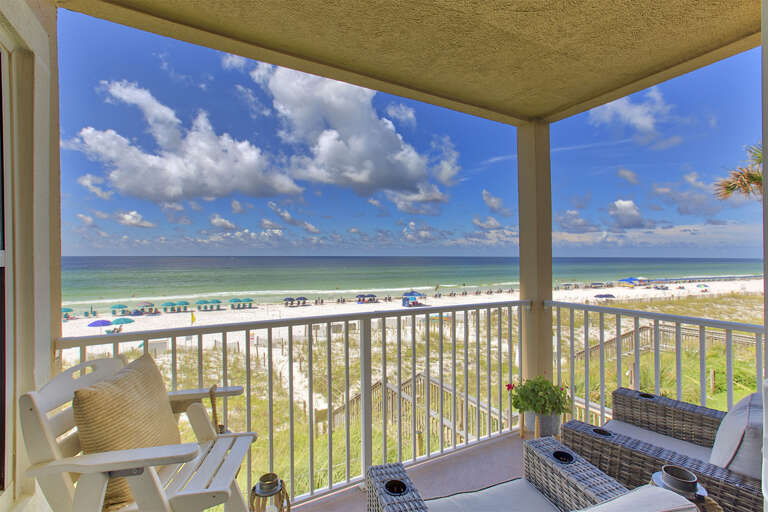 21-Emerald-Dunes-205-Balcony