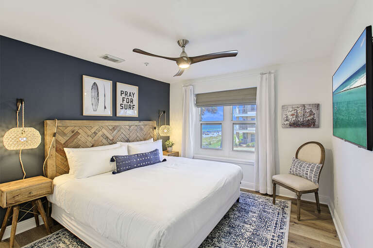 21-Emerald-Dunes-205-Guest-Bed