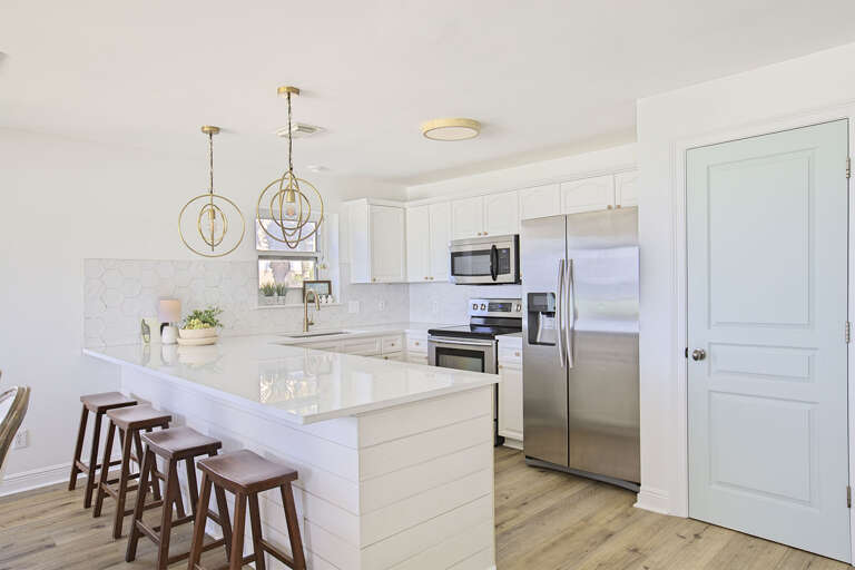 21-Emerald-Dunes-205-Kitchen