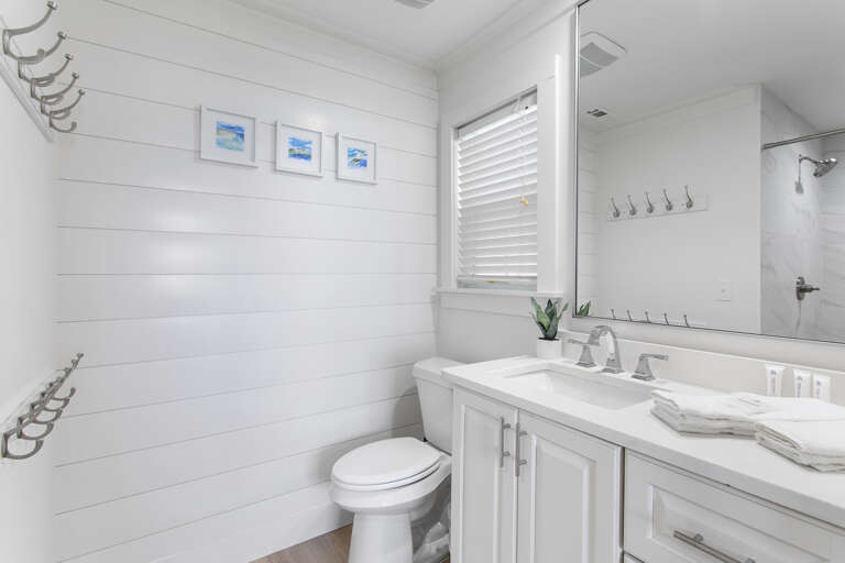 Sunseekers 1 Master Bathroom