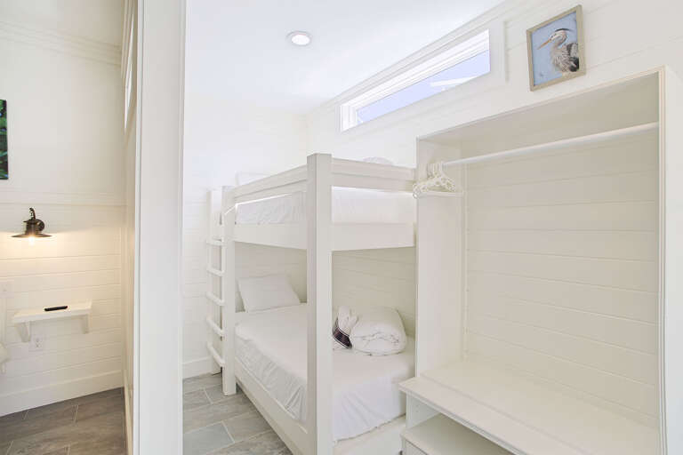 22-Suncatcher-Bedroom-Bunks