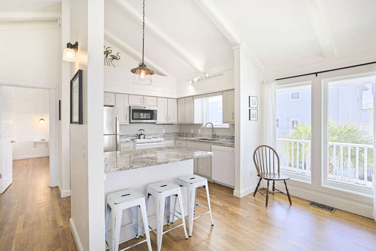 22-Suncatcher-Kitchen